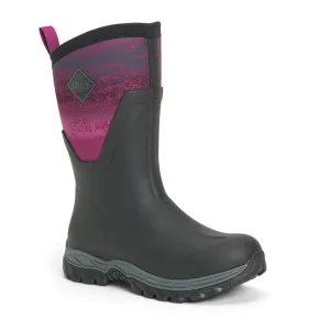 Arctic Sport II Mid - Magenta Digi Fade Print by Muckboot