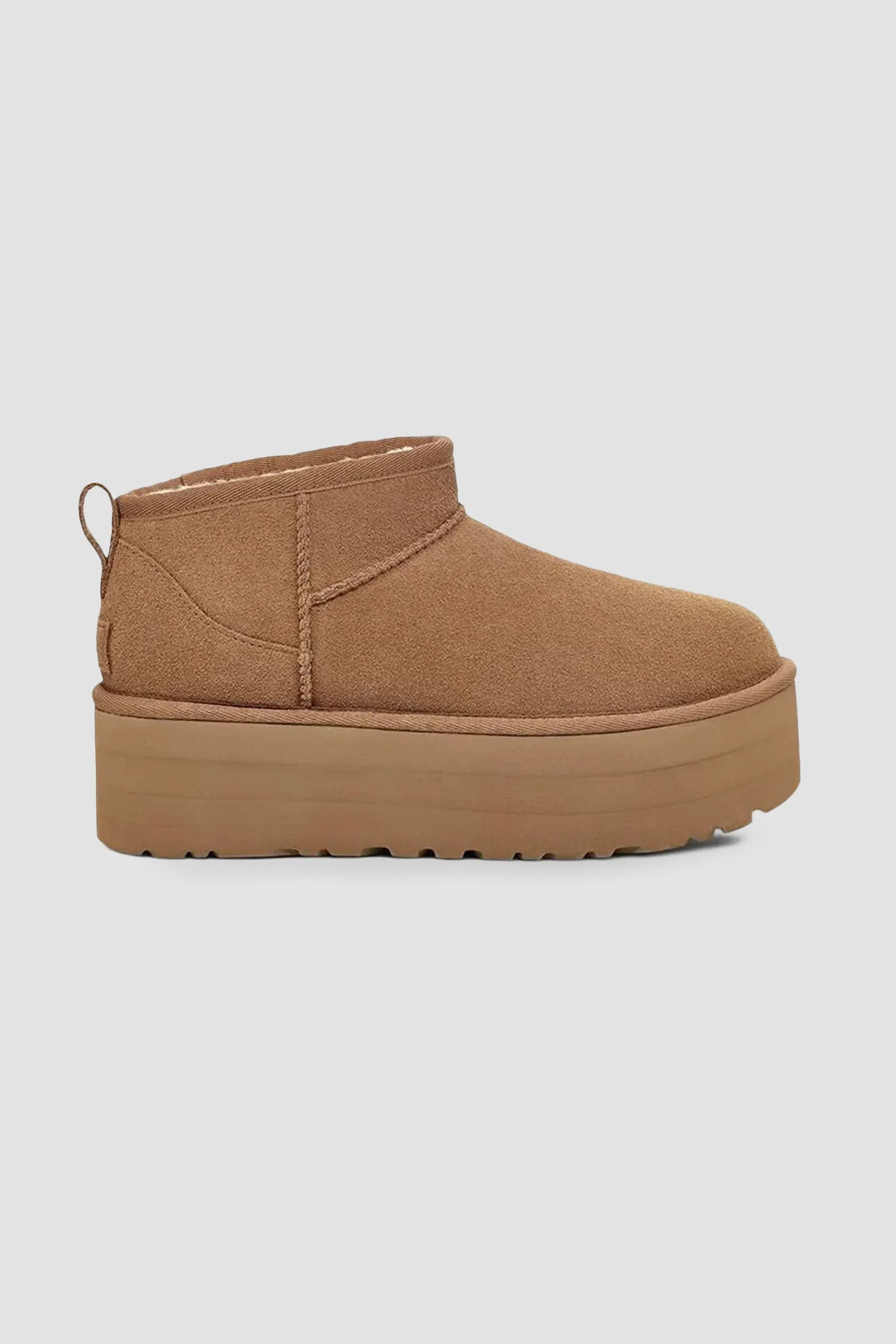 UGG Women's Classic Ultra Mini Platform in Chestnut